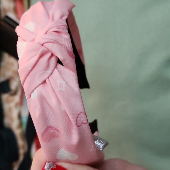 NWT 💕  VALENTINE'S HEADBAND - Picture 2 of 3
